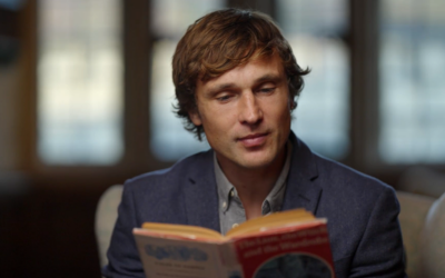 Narnia Star William Moseley Reads Passages from C.S. Lewis's Chronicles on 'The Queen's Reading Room'